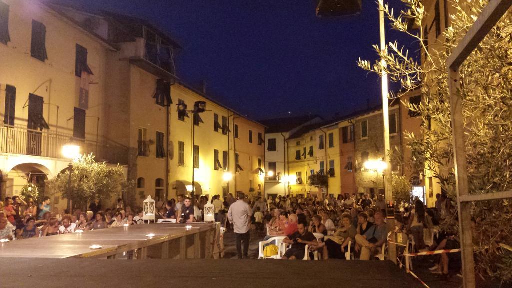 La Luna Nel Borgo Brugnato Kültér fotó